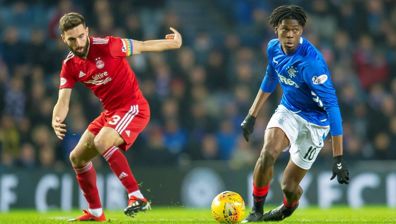 Se calienta el fichaje de un ex del Liverpool por el Oviedo