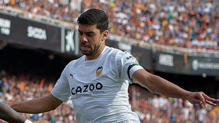 Oferta por Cenk Özkacar