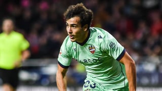 Manu Sánchez, cedido del Celta, le pasa la patata caliente de su fichaje al Levante: "No depende tanto de mí"