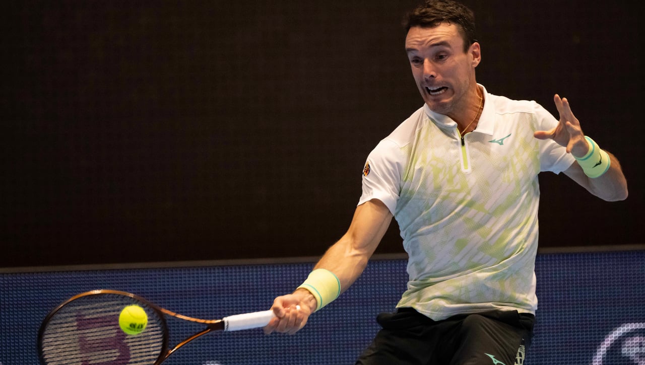 El tenis español sufre el golpe final en Dubai