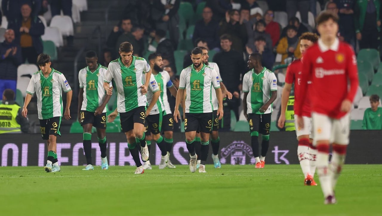 El Betis ya derrotó en diciembre al Manchester United, un 'coco' abonado a rivales españoles