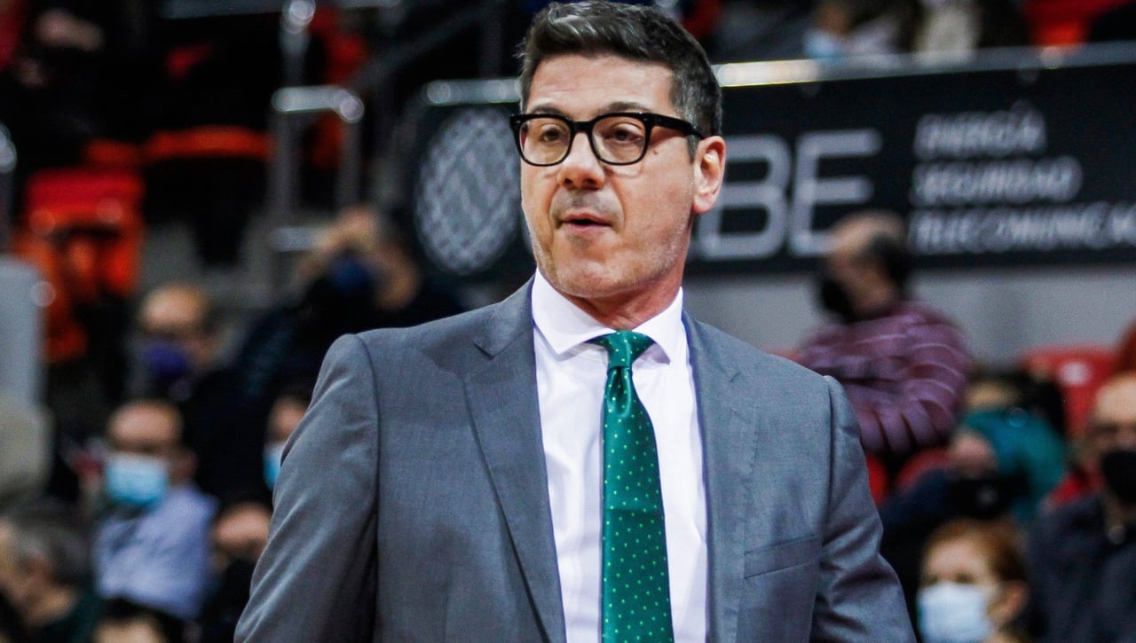 Vuelve Fotis Katsikaris