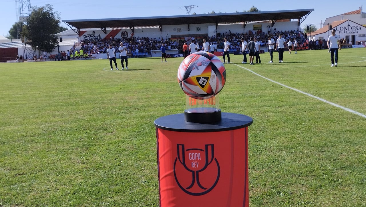 Quintanar prepara su fiesta y avisa al Sevilla: "Si nos dan el balón..."