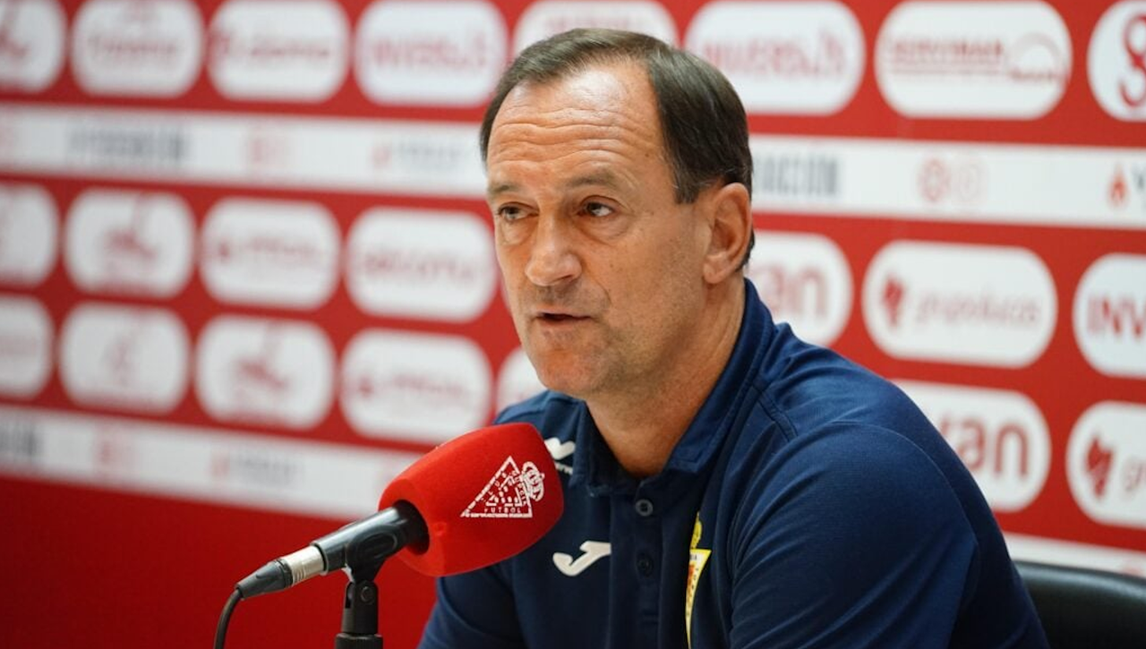 El complicado despido de Joseba Etxeberria