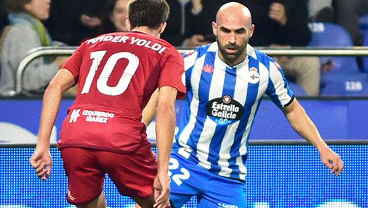 Riazor estalla contra el Dépor tras un nuevo fiasco y duda de Idiakez 