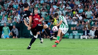 Se encarece el objetivo del Betis