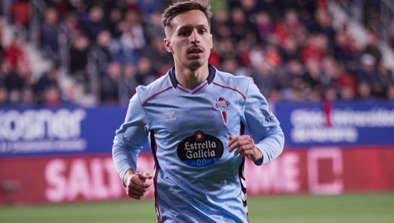 El Sadar estalla contra Bryan Zaragoza en su regreso a Pamplona