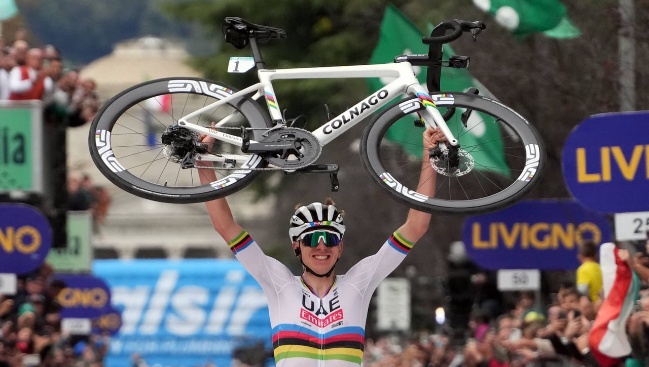 ¿Cuánto pesa una bicicleta profesional de ciclismo?