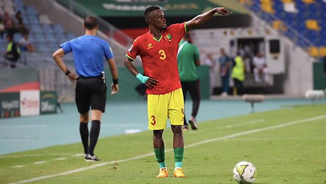 Se desata la batalla por Seydouba Cissé