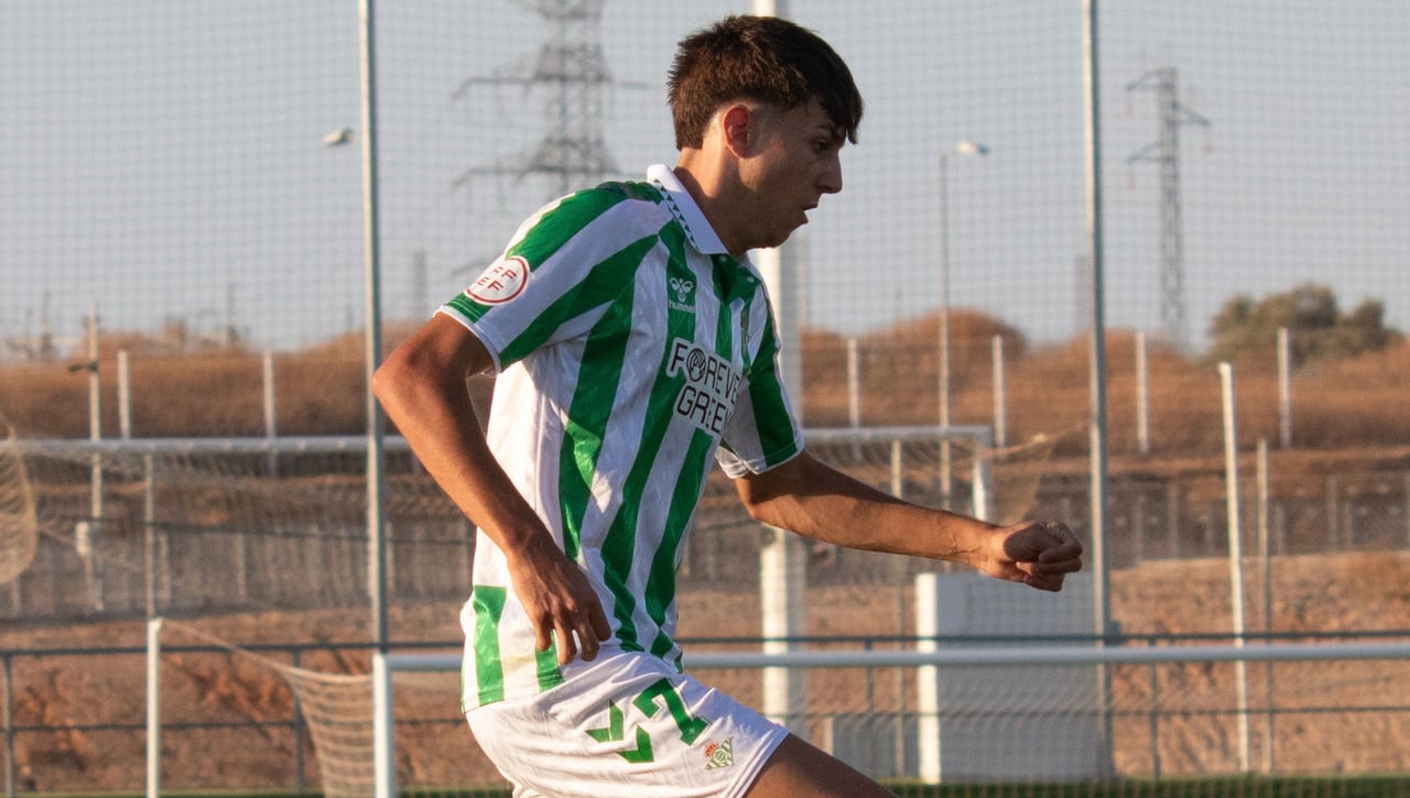 El Betis paga la novatada en la Youth League con una odisea
