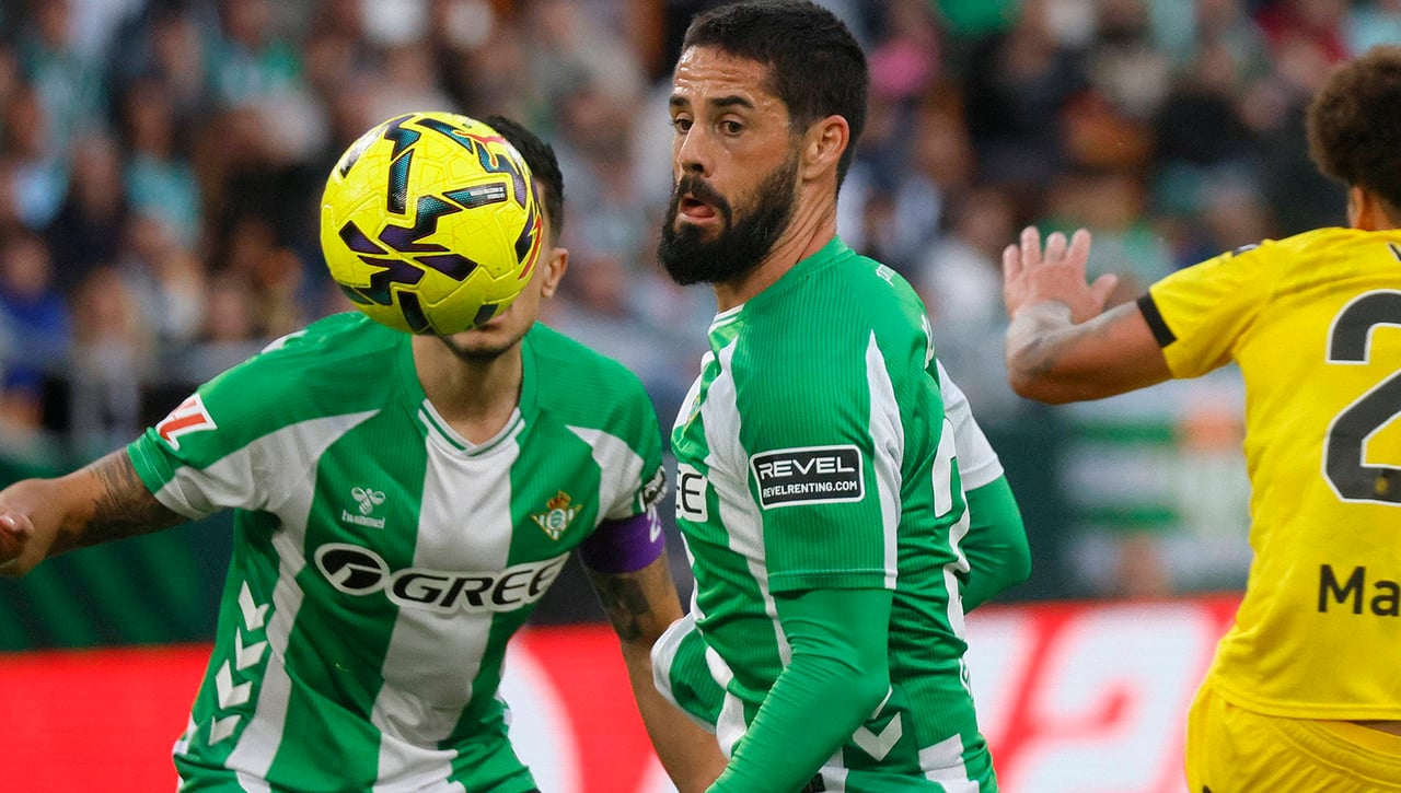 Isco se lleva un susto en el Betis - Girona que congeló a La Cartuja: "Es la ley de Murphy" 