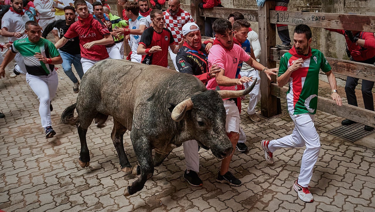 Octavo encierro de San Fermín 2024: horario, dónde ver en TV y online hoy y ganadería