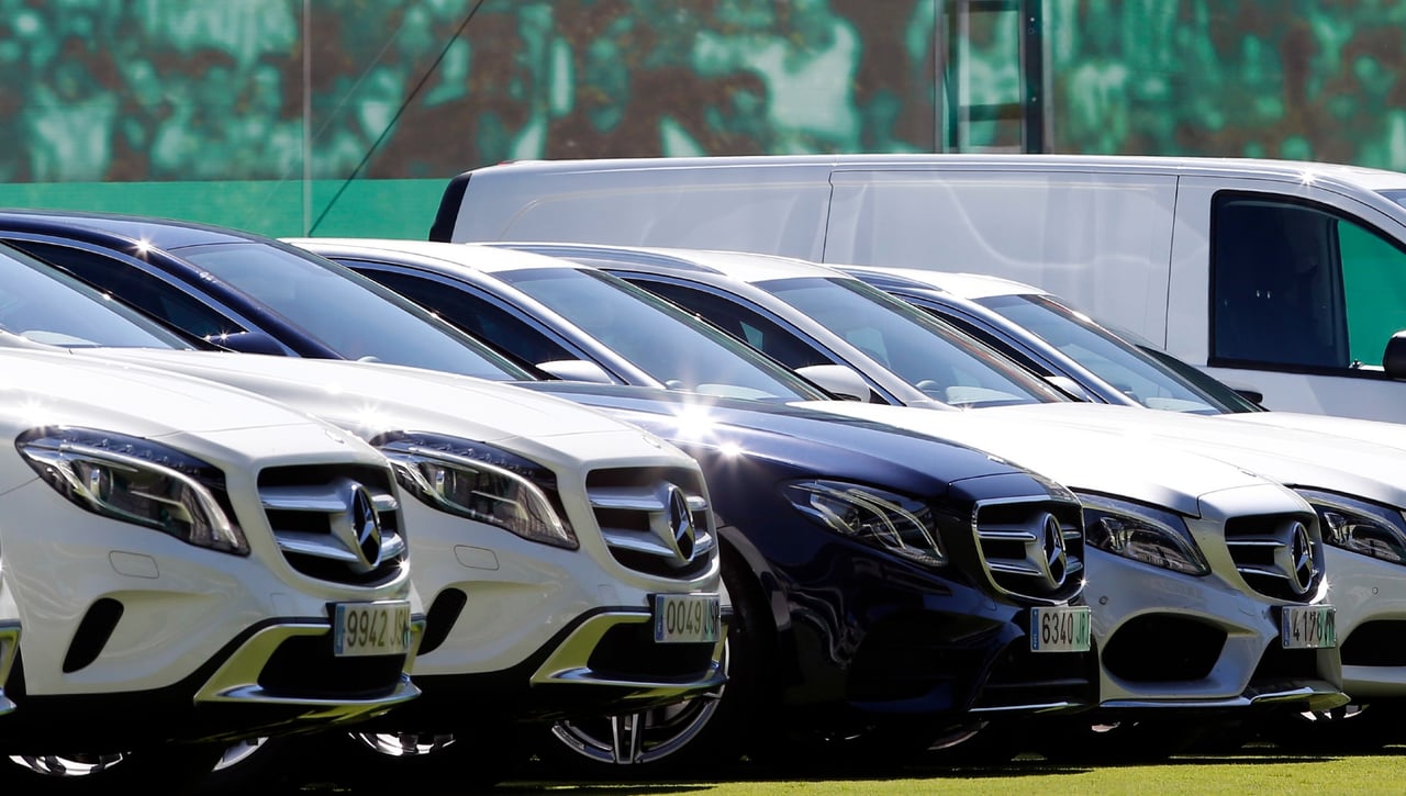 ¿Qué coches no podrán circular en 2023?