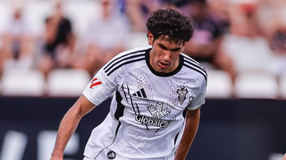 Dardo para Jesús Vallejo