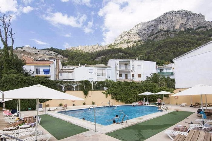 Los albergues más baratos, desde 14 euros, en Andalucía para ir en otoño