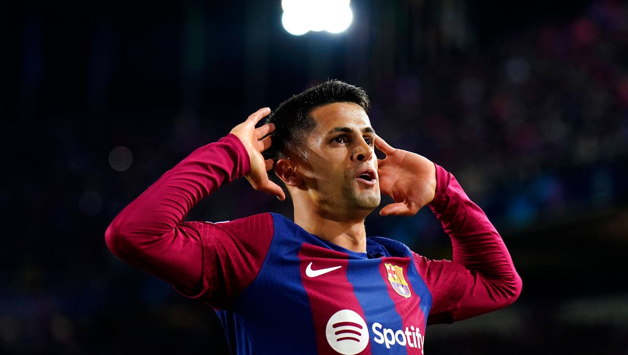 El Barça toma una decisión con Joao Cancelo