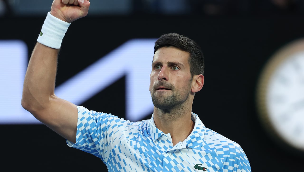 Djokovic acusa a un espectador de "borracho", lo expulsa y... pasa de ronda