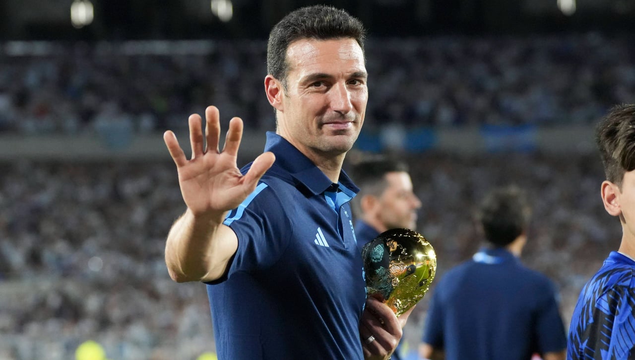 Scaloni le abre la puerta a entrenar al Deportivo de la Coruña