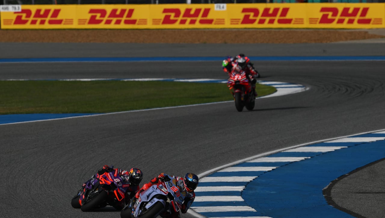 Marc Márquez y Jorge Martín la lían en la resurrección de Bagnaia