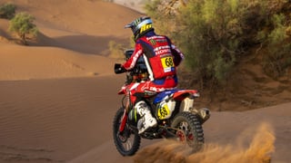 Schareina se niega a renunciar al título