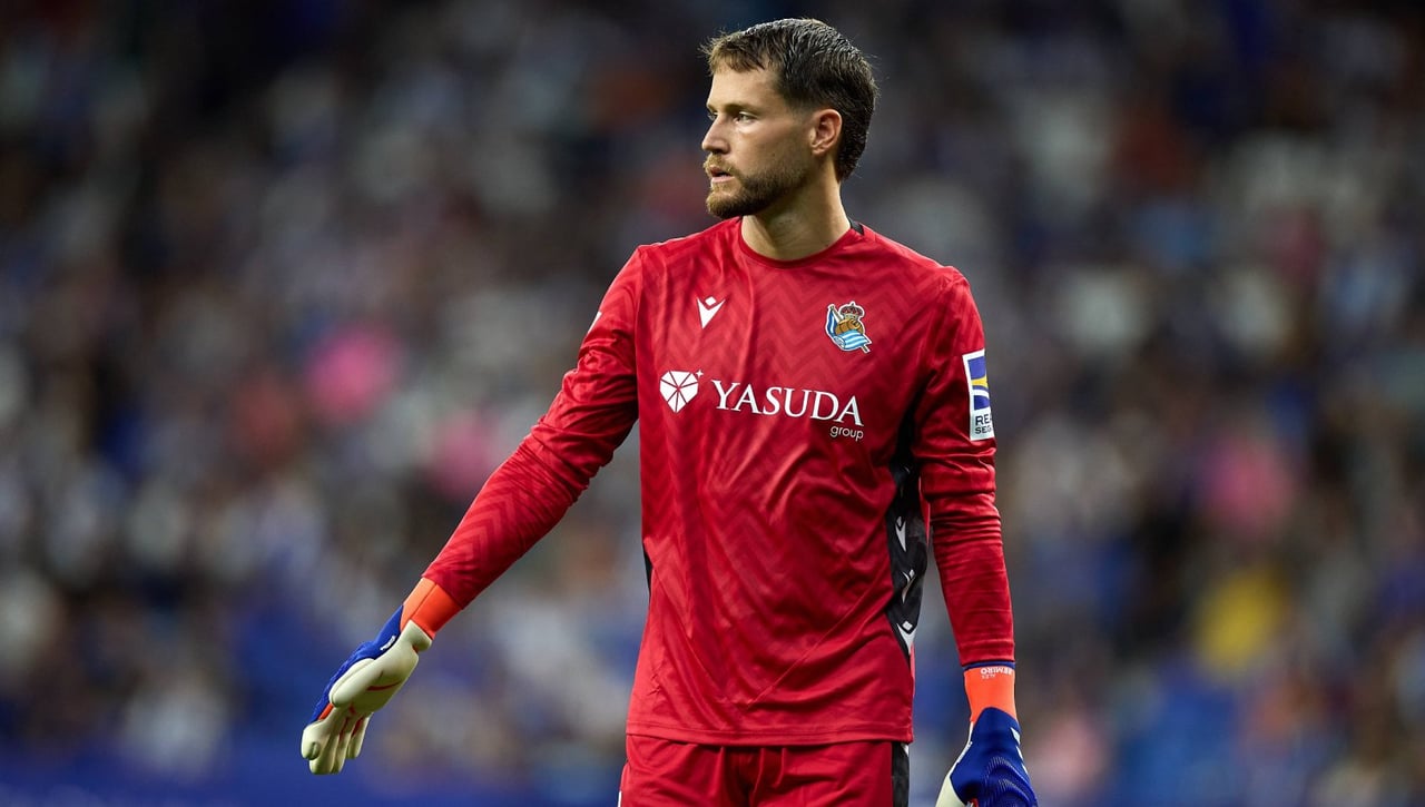 Remiro no se fía del Jove Español San Vicente, rival de la Real Sociedad en la Copa del Rey