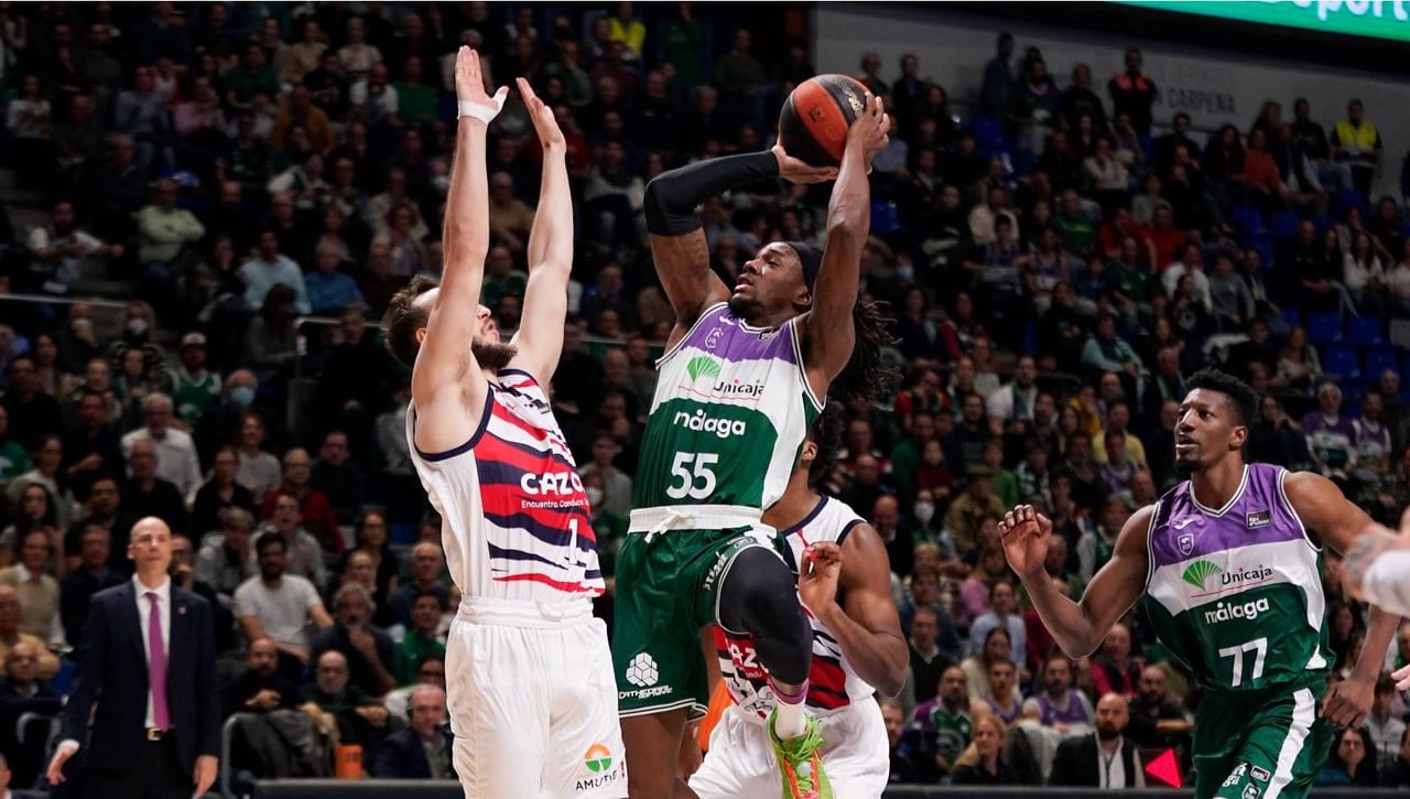 La prórroga condena al Unicaja frente al Baskonia (81-89)