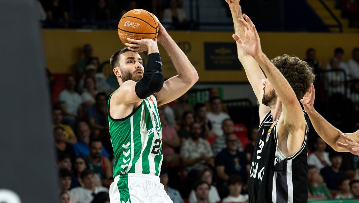 El Betis se va a la Caja Mágica