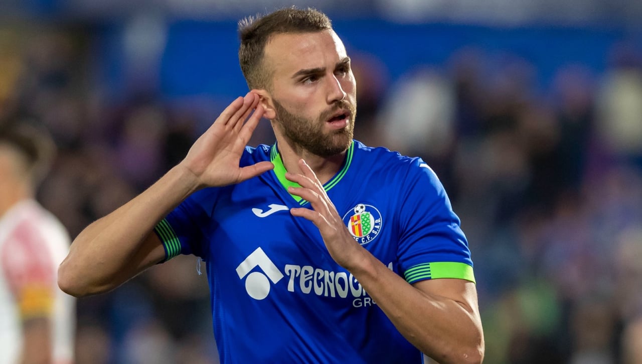 Mayoral aleja al Getafe del descenso