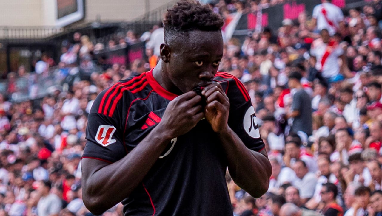 Premio para Akor Adams que puede perjudicar al Sevilla