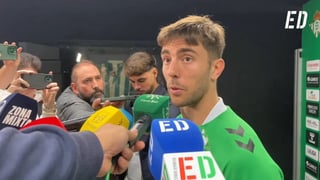 Iker Losada explica su charla con Claudio Giráldez y su rol en el Betis 