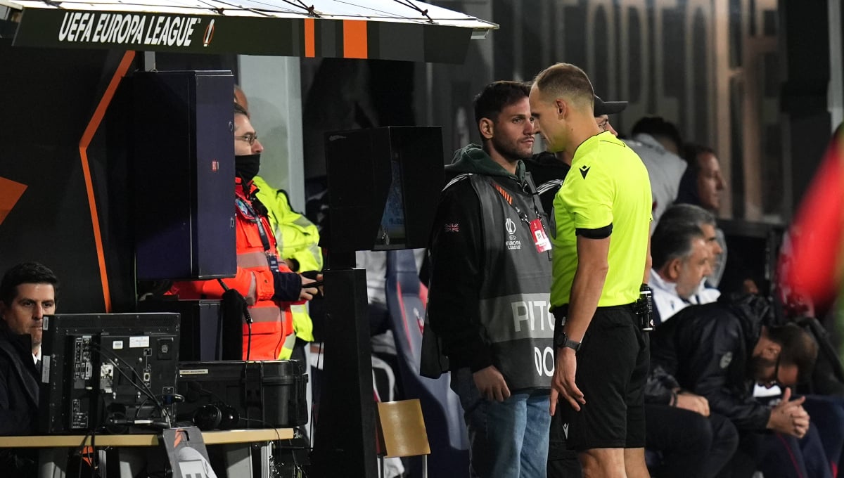 La UEFA pone a Minakovic en el camino del Real Betis previo a El Gran Derbi contra el Sevilla FC