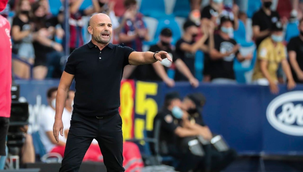 El Cádiz hace oficial lo de Paco López