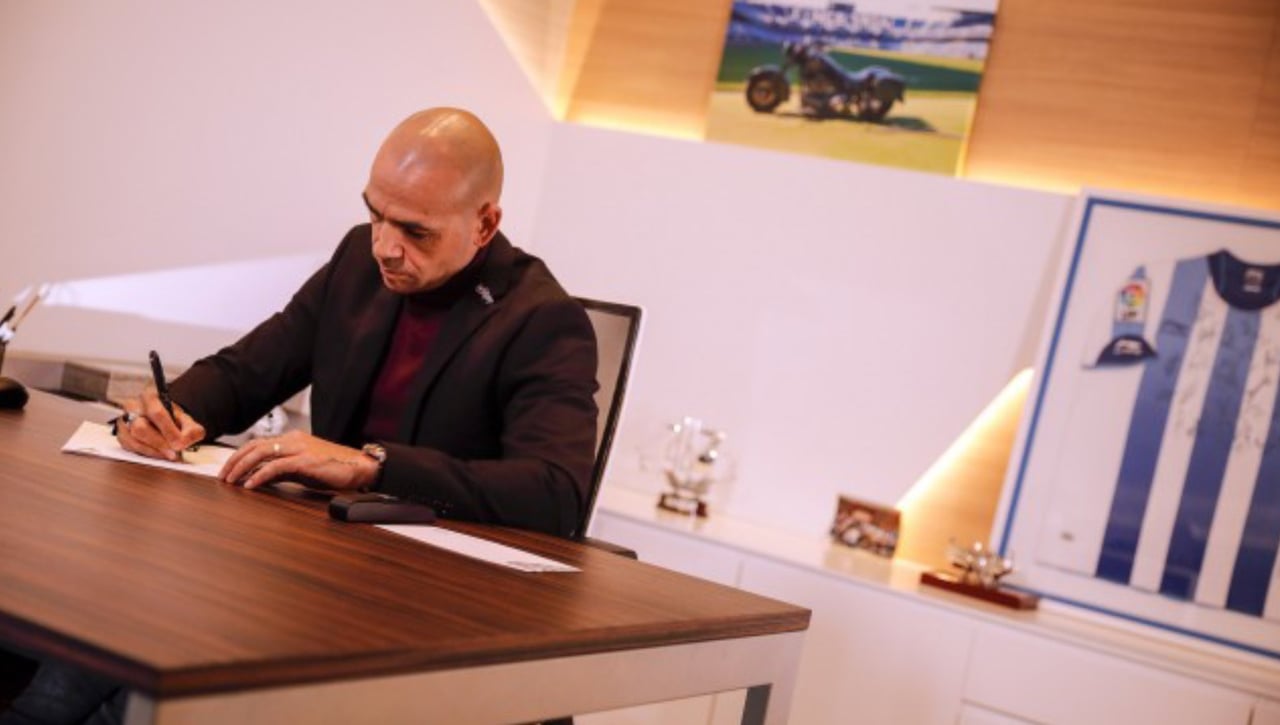 El adiós de Manolo Gaspar como director deportivo del Málaga... y su sustituto