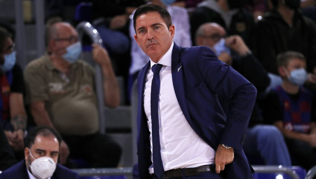 Lo que pide Xavi Pascual y las alternativas que maneja el Barça para el banquillo