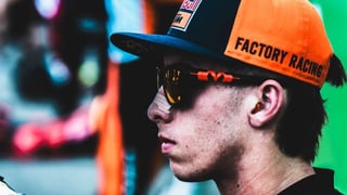 Una exministra de Pedro Sánchez complica el futuro de Pedro Acosta en KTM