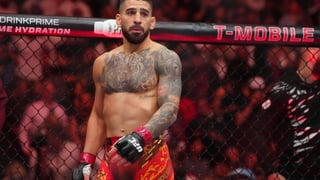 Ilia Topuria se pasa a la música en su reaparición como doble campeón de la UFC