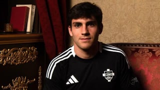 Negociaciones para el fichaje de Iván Azón