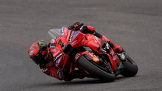 Un invitado sorpresa en la fiesta de Bagnaia en Mugello