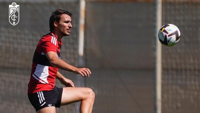 Ignasi Miquel confía en el pleno para subir a Primera