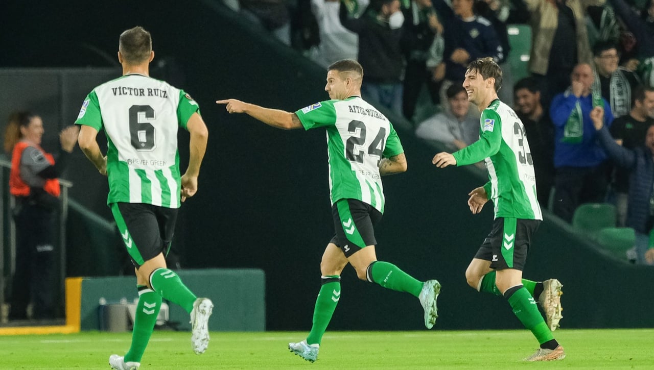 Real Betis 3-0 HJK Helsinki: Lanzado y 'enchufado' al derbi