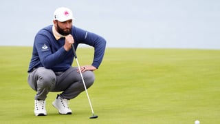 Jon Rahm sufre en Escocia