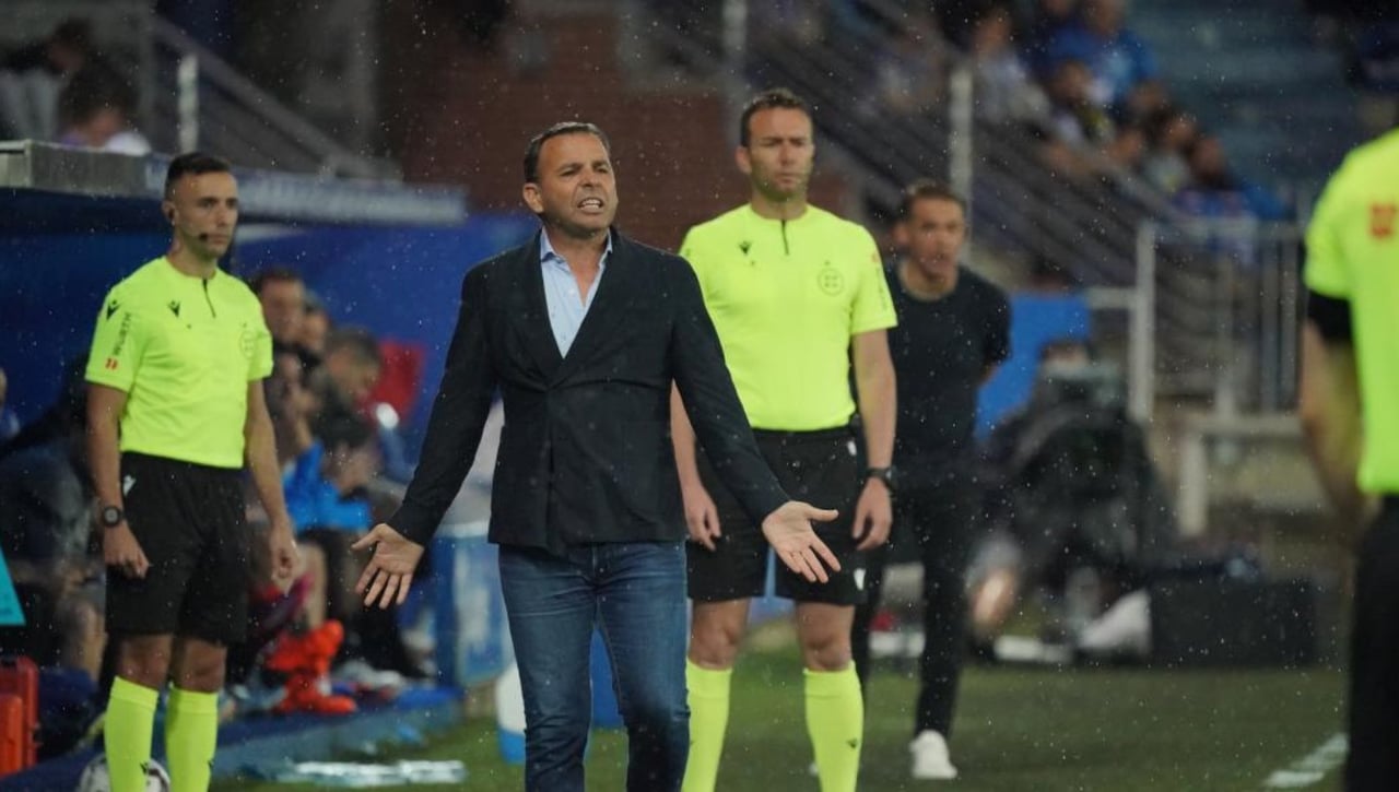 El banquillo del Levante pasa a ser una incógnita