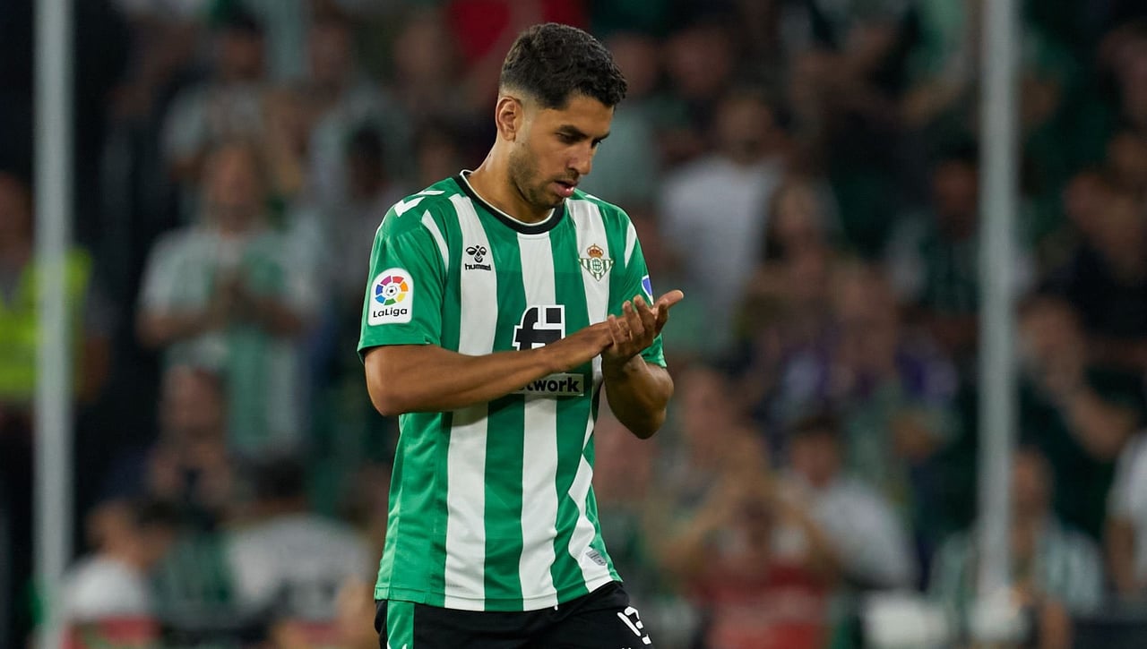 Primera toma de contacto del Betis con Ayoze para su renovación