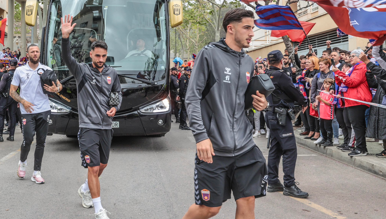 Señala a Tenerife, Real Zaragoza y Málaga