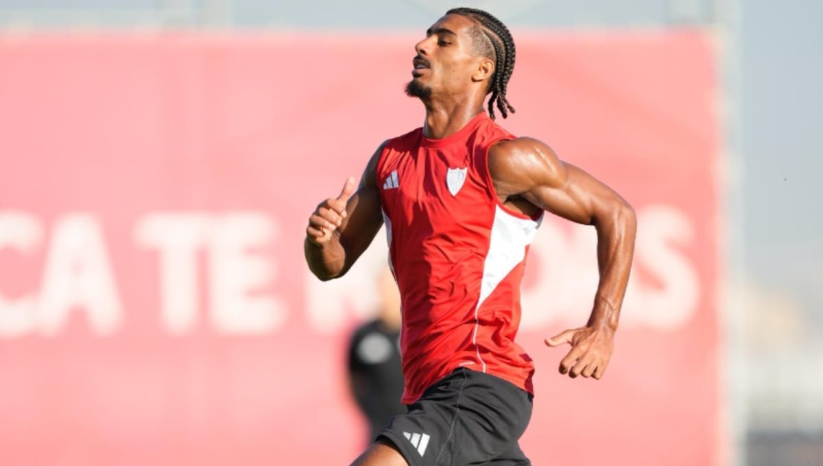 El parte médico del Sevilla confirma las malas sensaciones con la lesión de Badé