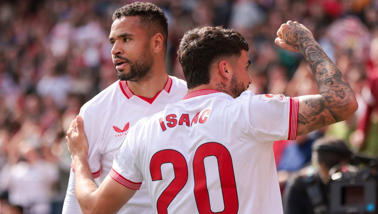 En-Nesyri, pendiente de Isaac Romero