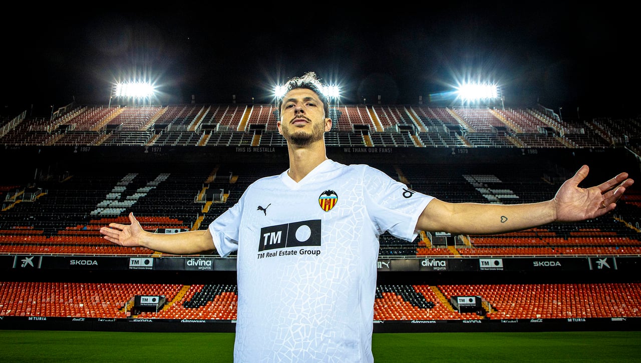 Guido Rodríguez, nuevo fichaje del Valencia: "Mestalla es una motivación para cualquier futbolista, tengo recuerdos de ver a Aimar"
