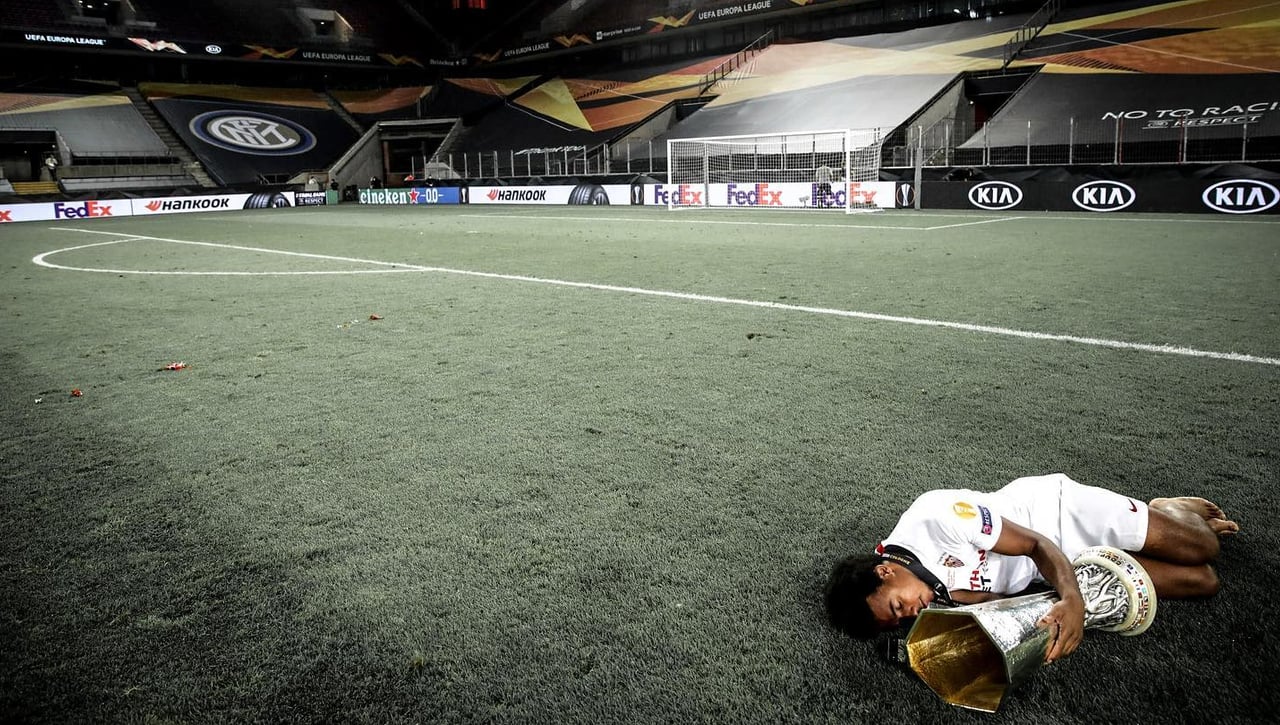 El tuit más viral de Koundé: "Si no apuntas demasiado alto, entonces apuntas demasiado bajo"