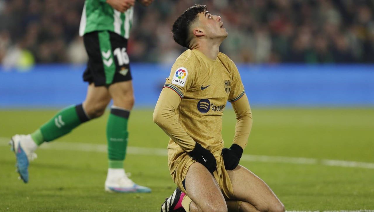 Pedri dice adiós a dos 'finales' y llega otro Araújo para Xavi