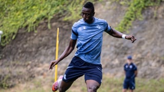 El nuevo Umar Sadiq convence a Sergio Francisco